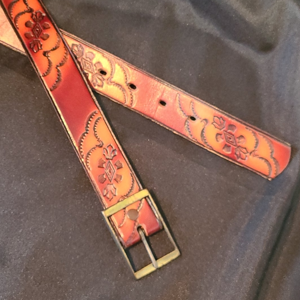 Tex Tan Leather Tooled Belt 32" Nice!